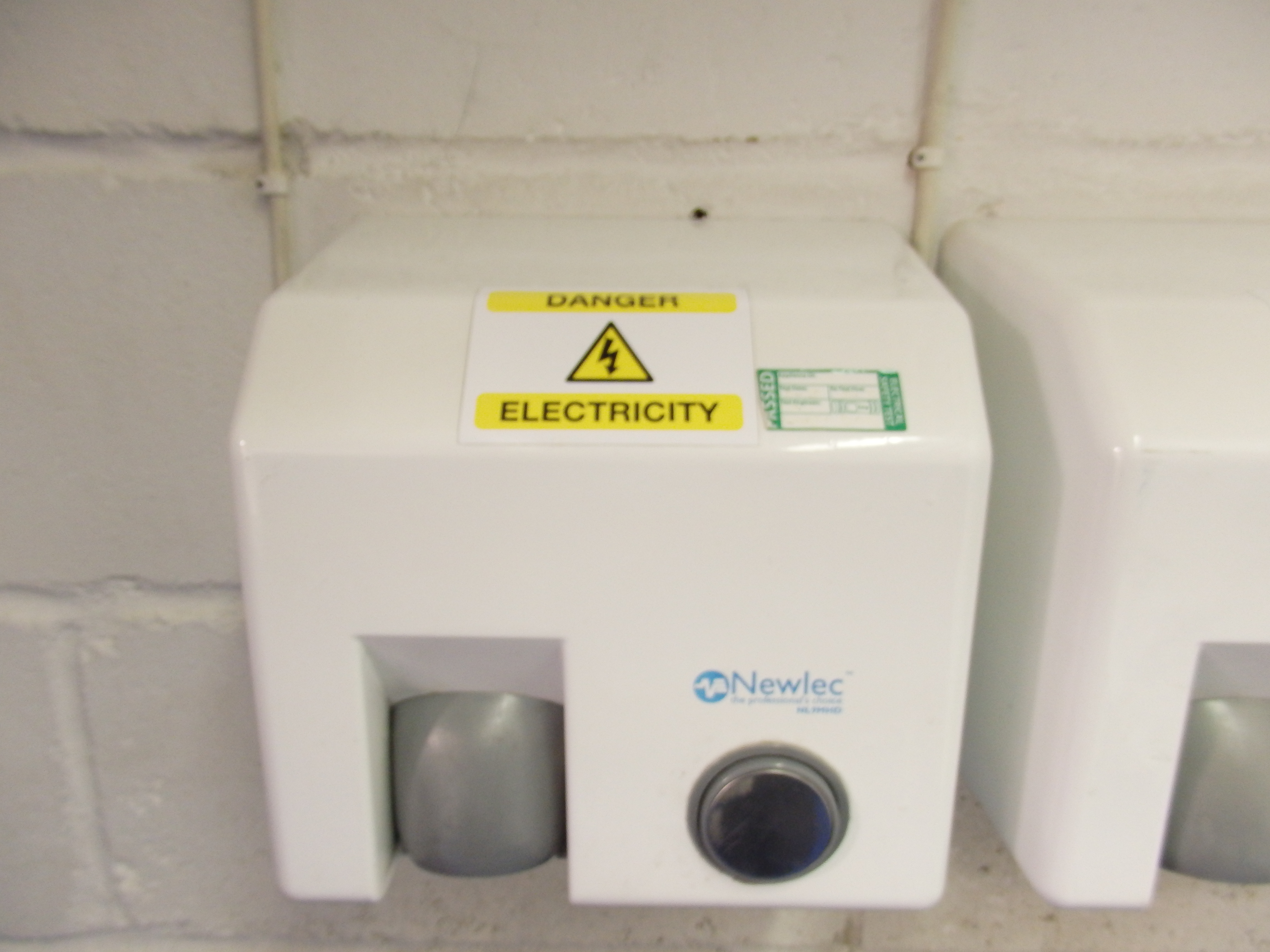 Dangerous hand driers